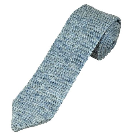 knitted tie pointed end
